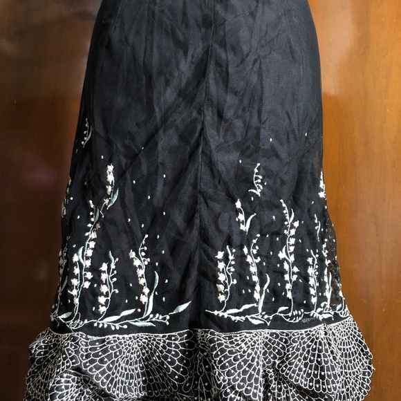 Anthropologie embroidered skirt - Picture 1 of 5